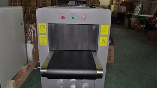 如何使用智能安檢機設備更加安全